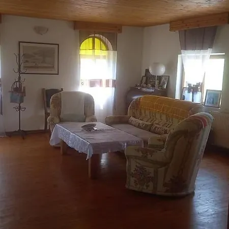 Villa Casa De Pe Lac Fedelesoiu , *