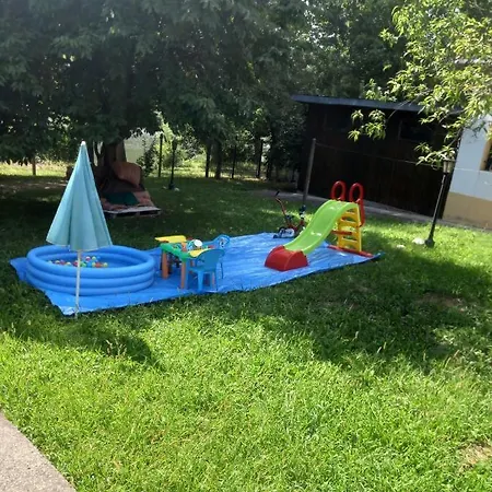 Villa Casa De Pe Lac Fedelesoiu , Ramnicu Valcea