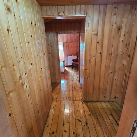 Villa Casa De Pe Lac Fedelesoiu , Ramnicu Valcea
