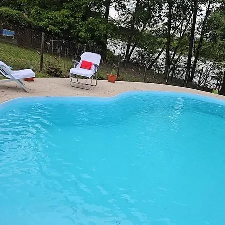 Casa De Pe Lac Fedelesoiu , Villa *